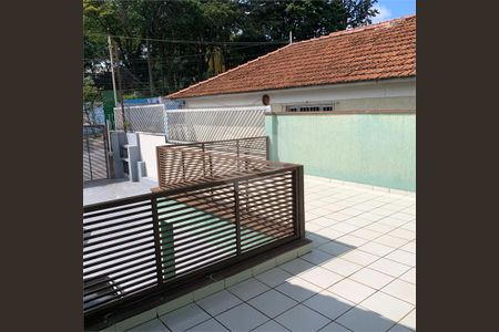 Casa à venda com 3 quartos, 180m² em Jardim Santo Elias, São Paulo