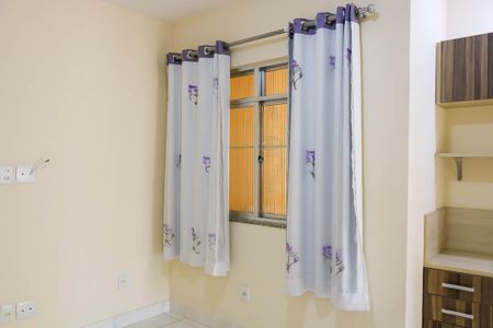 Casa de condomínio para alugar com 45m², 1 quarto e sem vaga Casa de condomínio para alugar com 45m², 1 quarto e sem vagaQuarto