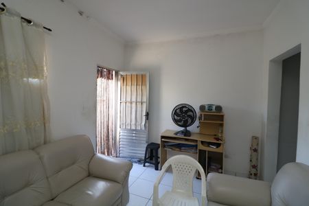 Sala C2 de casa à venda com 3 quartos, 141m² em Jardim Planalto, São Paulo