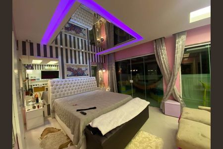 Casa à venda com 5 quartos, 520m² em Campo Grande, Rio de Janeiro
