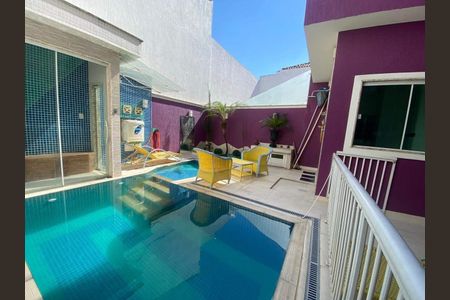 Casa à venda com 520m², 5 quartos e 2 vagas