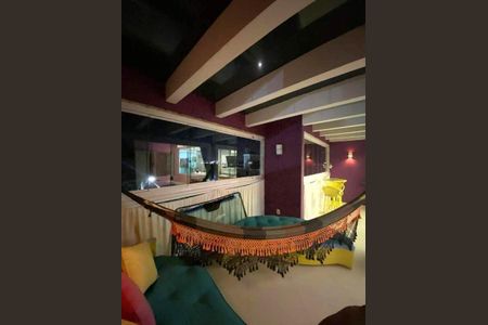 Casa à venda com 520m², 5 quartos e 2 vagas