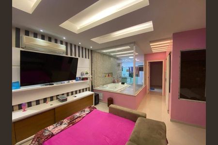 Casa à venda com 520m², 5 quartos e 2 vagas