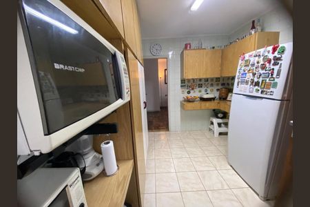 Apartamento à venda com 2 quartos, 77m² em Vila Madalena, São Paulo