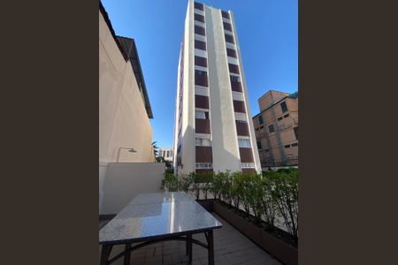 Apartamento à venda com 2 quartos, 77m² em Vila Madalena, São Paulo