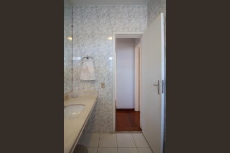 Apartamento para alugar com 260m², 3 quartos e 2 vagasBanheiro Social