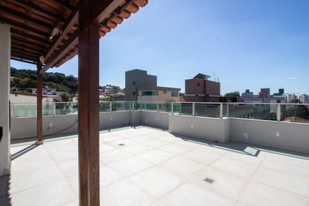 Apartamento para alugar com 260m², 3 quartos e 2 vagasCobertura