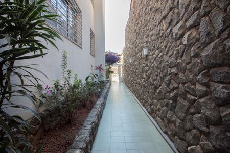 Apartamento para alugar com 260m², 3 quartos e 2 vagasEntrada