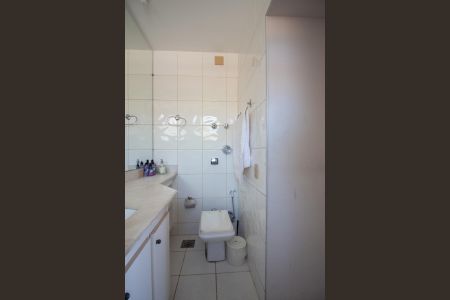 Apartamento para alugar com 260m², 3 quartos e 2 vagasBanheiro da Suíte