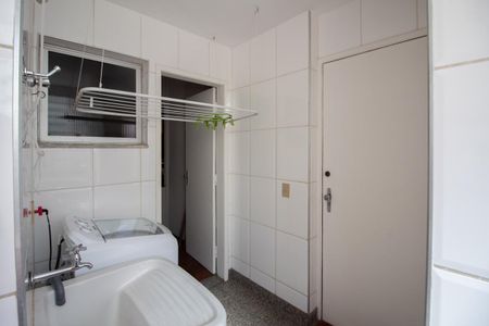 Apartamento para alugar com 260m², 3 quartos e 2 vagasÁrea de Serviço 1