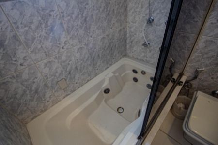 Apartamento para alugar com 260m², 3 quartos e 2 vagasBanheiro Social