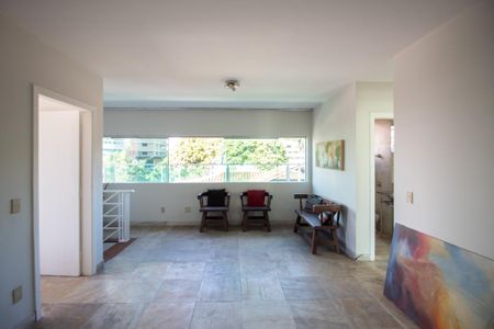 Apartamento para alugar com 260m², 3 quartos e 2 vagasSala 3