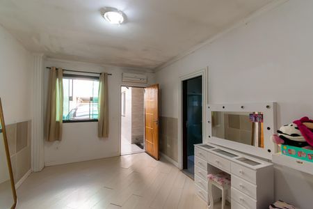 Casa para alugar com 350m², 4 quartos e 6 vagas Casa para alugar com 350m², 4 quartos e 6 vagasSuíte 2