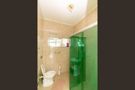 Casa para alugar com 350m², 4 quartos e 6 vagas Casa para alugar com 350m², 4 quartos e 6 vagasBanheiro da Suíte