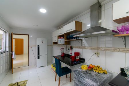 Cozinha de casa para alugar com 4 quartos, 350m² em Planalto Paulista, São Paulo