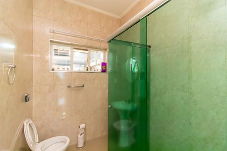 Casa para alugar com 350m², 4 quartos e 6 vagas Casa para alugar com 350m², 4 quartos e 6 vagasBanheiro da Suíte