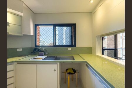 Apartamento à venda com 4 quartos, 202m² em Alto de Pinheiros, São Paulo