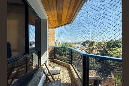 Apartamento à venda com 4 quartos, 202m² em Alto de Pinheiros, São Paulo
