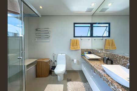 Apartamento à venda com 4 quartos, 202m² em Alto de Pinheiros, São Paulo