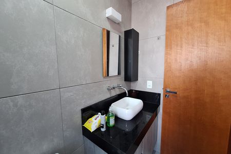 Apartamento para alugar com 100m², 2 quartos e 2 vagas Apartamento para alugar com 100m², 2 quartos e 2 vagasBanheiro da Suíte
