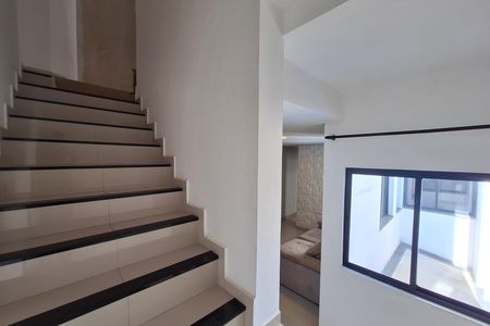 Acesso interno  de apartamento para alugar com 2 quartos, 100m² em Jardim, Santo André
