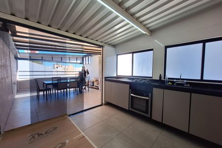 Apartamento para alugar com 100m², 2 quartos e 2 vagas Apartamento para alugar com 100m², 2 quartos e 2 vagasCozinha