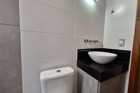 Apartamento para alugar com 100m², 2 quartos e 2 vagas Apartamento para alugar com 100m², 2 quartos e 2 vagasBanheiro