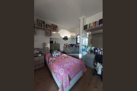 Casa à venda com 4 quartos, 410m² em Parque das Nações, Santo André