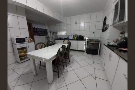 Casa à venda com 410m², 4 quartos e 4 vagas