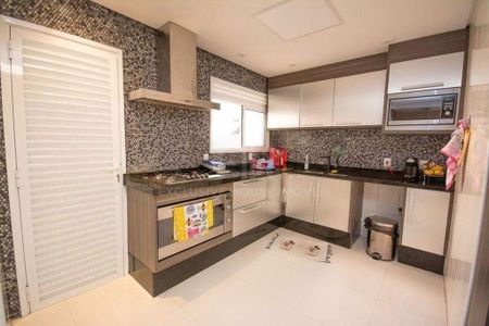 Apartamento à venda com 148m², 3 quartos e 3 vagas