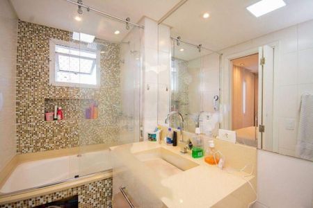 Apartamento à venda com 148m², 3 quartos e 3 vagas