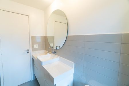 Banheiro Social de apartamento para alugar com 2 quartos, 65m² em Vila Santa Catarina, São Paulo