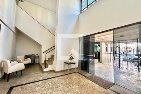Apartamento para alugar com 65m², 2 quartos e 1 vaga Apartamento para alugar com 65m², 2 quartos e 1 vagaHall social