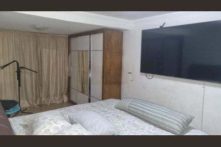 Casa à venda com 3 quartos, 162m² em Utinga, Santo André