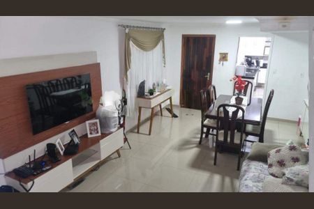 Casa à venda com 3 quartos, 162m² em Utinga, Santo André