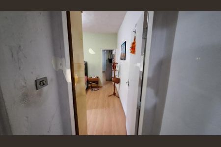 Casa à venda com 8 quartos, 225m² em Vila Arapua, São Paulo