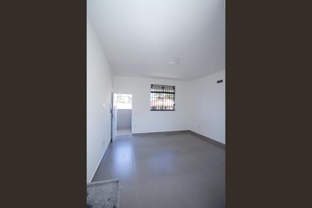 Studio para alugar com 24m², 1 quarto e sem vaga Studio para alugar com 24m², 1 quarto e sem vagaCozinha e Área de Serviço