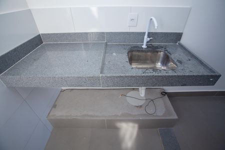 Studio para alugar com 24m², 1 quarto e sem vaga Studio para alugar com 24m², 1 quarto e sem vagaCozinha e Área de Serviço