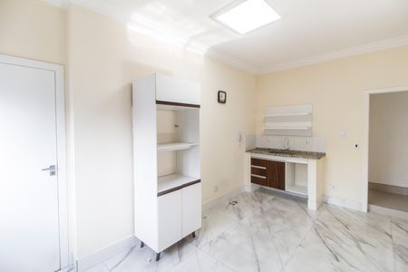 Casa para alugar com 50m², 1 quarto e sem vaga Casa para alugar com 50m², 1 quarto e sem vagaSala