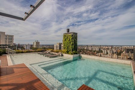 Área comum - Piscina de kitnet/studio para alugar com 1 quarto, 38m² em Boa Vista, Porto Alegre