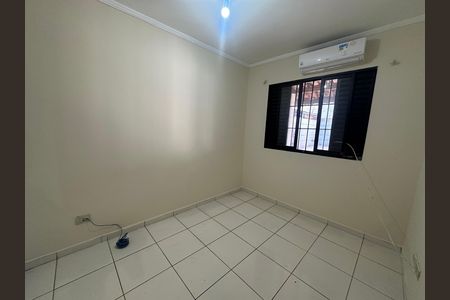 Casa para alugar com 94m², 3 quartos e 2 vagas Casa para alugar com 94m², 3 quartos e 2 vagasQuarto 2