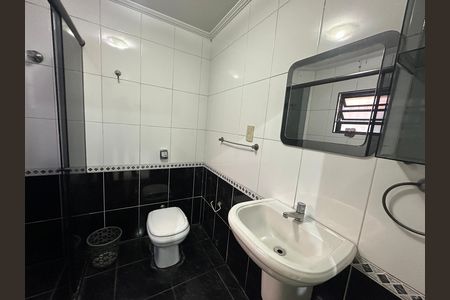 Casa para alugar com 94m², 3 quartos e 2 vagas Casa para alugar com 94m², 3 quartos e 2 vagasBanheiro da Suíte 3