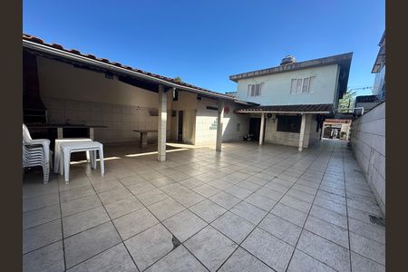 Casa para alugar com 94m², 3 quartos e 2 vagas Casa para alugar com 94m², 3 quartos e 2 vagasQuintal