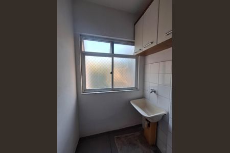 Apartamento à venda com 78m², 2 quartos e 1 vaga Apartamento à venda com 78m², 2 quartos e 1 vagaCozinha e Área de Serviço