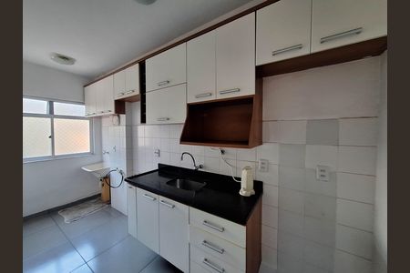 Apartamento à venda com 78m², 2 quartos e 1 vaga Apartamento à venda com 78m², 2 quartos e 1 vagaCozinha e Área de Serviço
