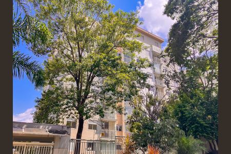 Apartamento para alugar com 59m², 2 quartos e 1 vaga Apartamento para alugar com 59m², 2 quartos e 1 vagaFachada