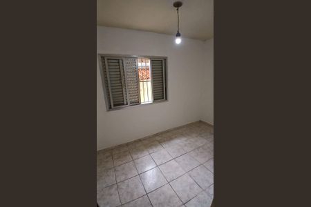 Casa à venda com 2 quartos, 179m² em Parque Oratório, Santo André