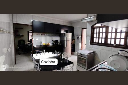 Casa à venda com 2 quartos, 280m² em Parque Oratório, Santo André