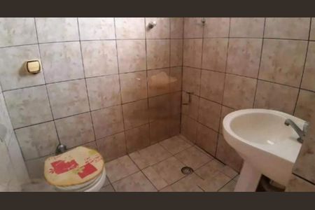 Casa à venda com 5 quartos, 187m² em Vila Scarpelli, Santo André