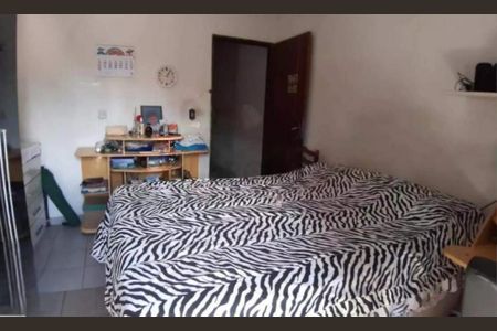 Casa à venda com 5 quartos, 187m² em Vila Scarpelli, Santo André